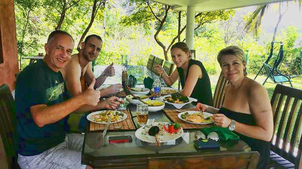 Serenity Lake Resort Yala Tissamaharama Esterno foto
